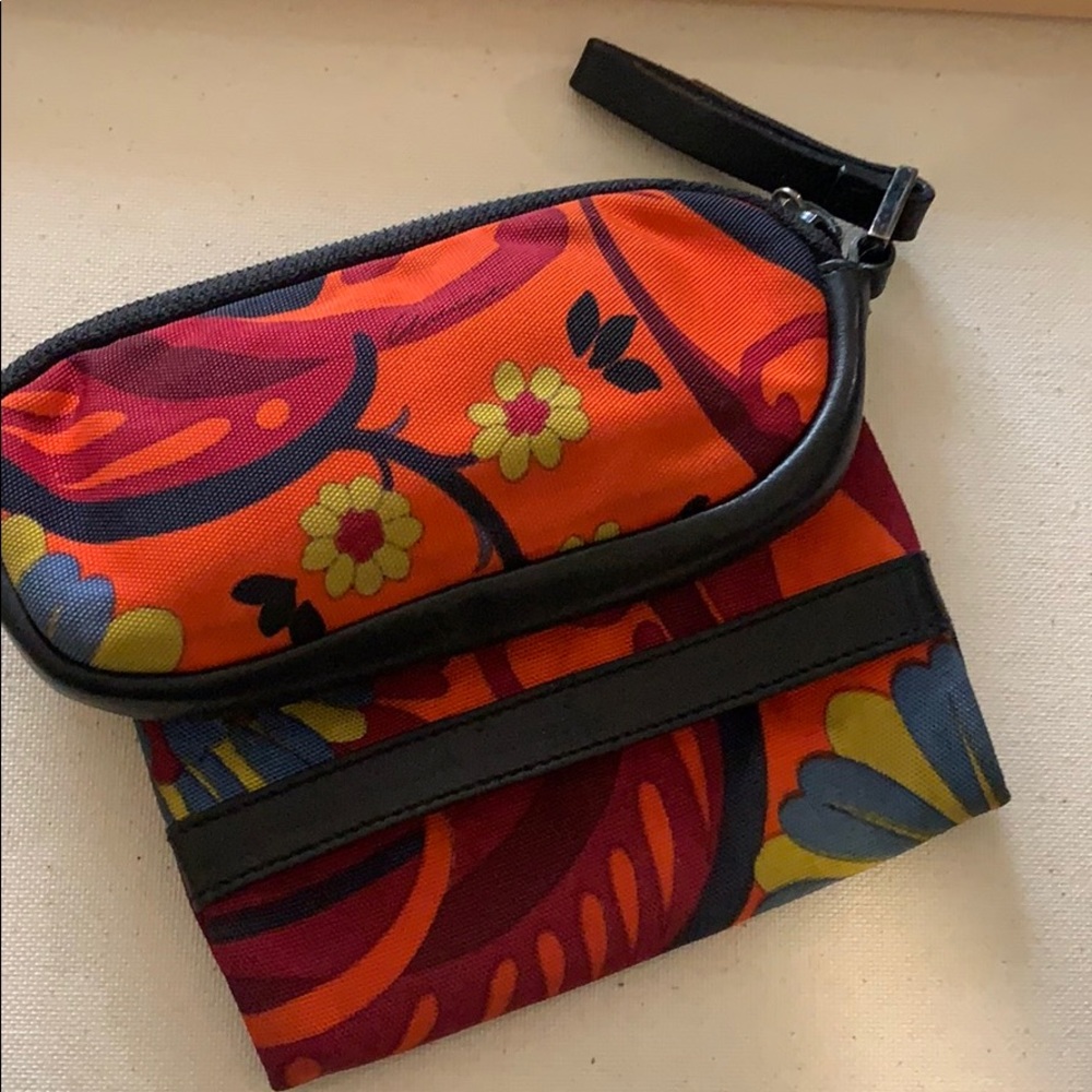 😍VINTAGE GUCCI CASE W/ TISSUE HOLDER😍 - Picture 4 of 16
